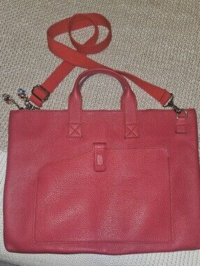 The 1088 Venetian Folder By the Italian brand Terrida.